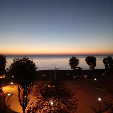 Giorgos Apartments Sea View Olympiaki Akti Exterior photo