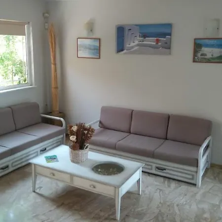 Giorgos Apartments Sea View Olympiaki Akti Exterior photo
